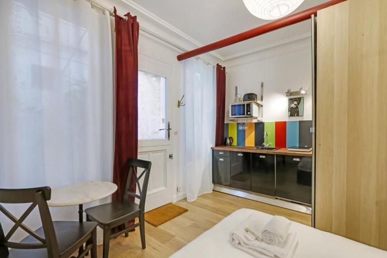 A Sweet Studio In Montparnasse - Boulevard Du Montparnasse Paris Exterior photo