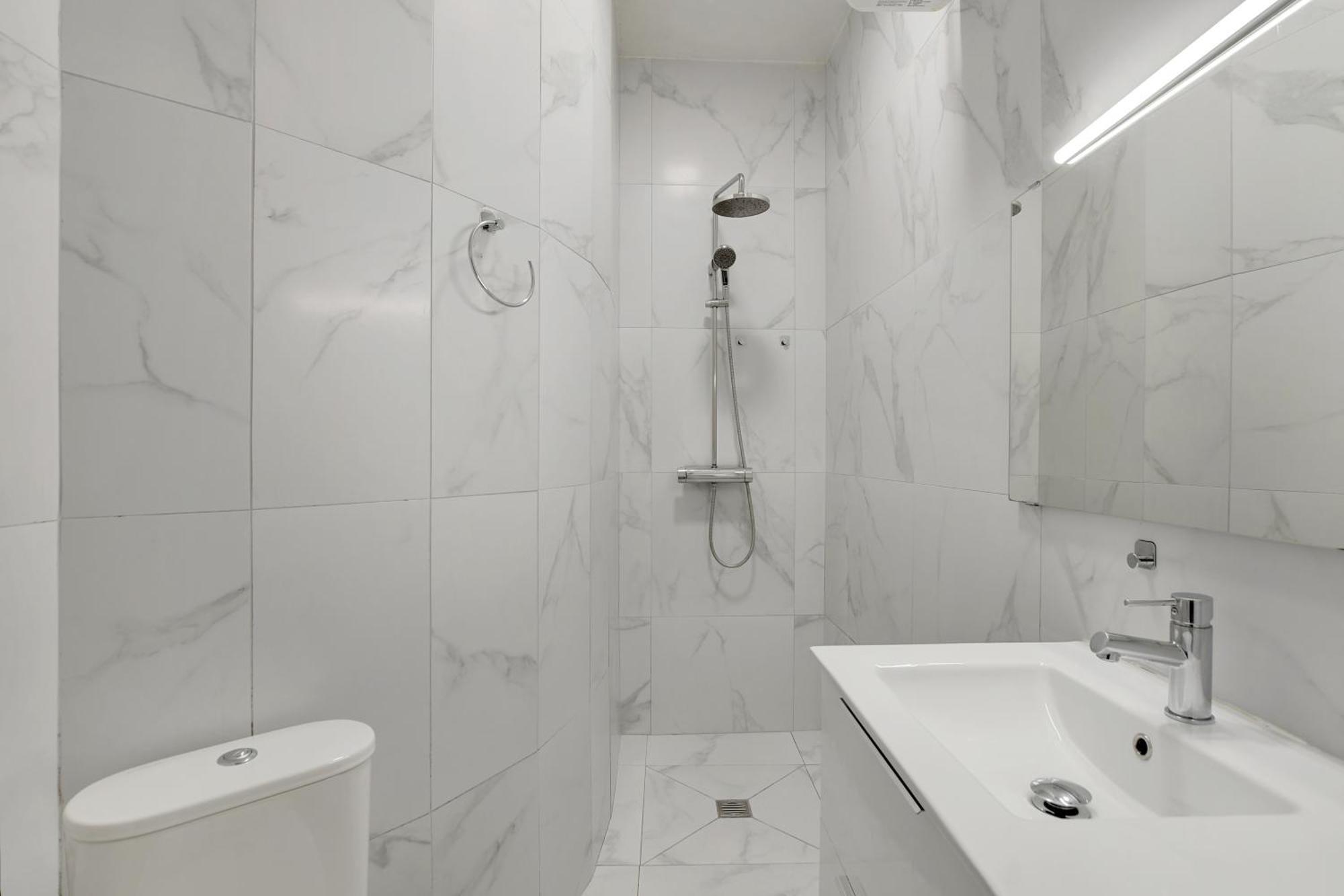 A Sweet Studio In Montparnasse - Boulevard Du Montparnasse Paris Exterior photo